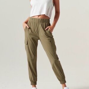 Blanc Noir mastermind Khaki XS Cargo Joggers nwot